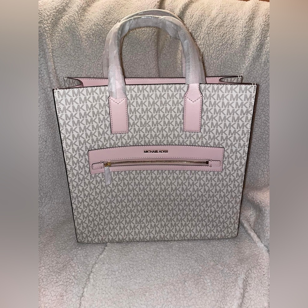 Michael Kors Kenly Tote